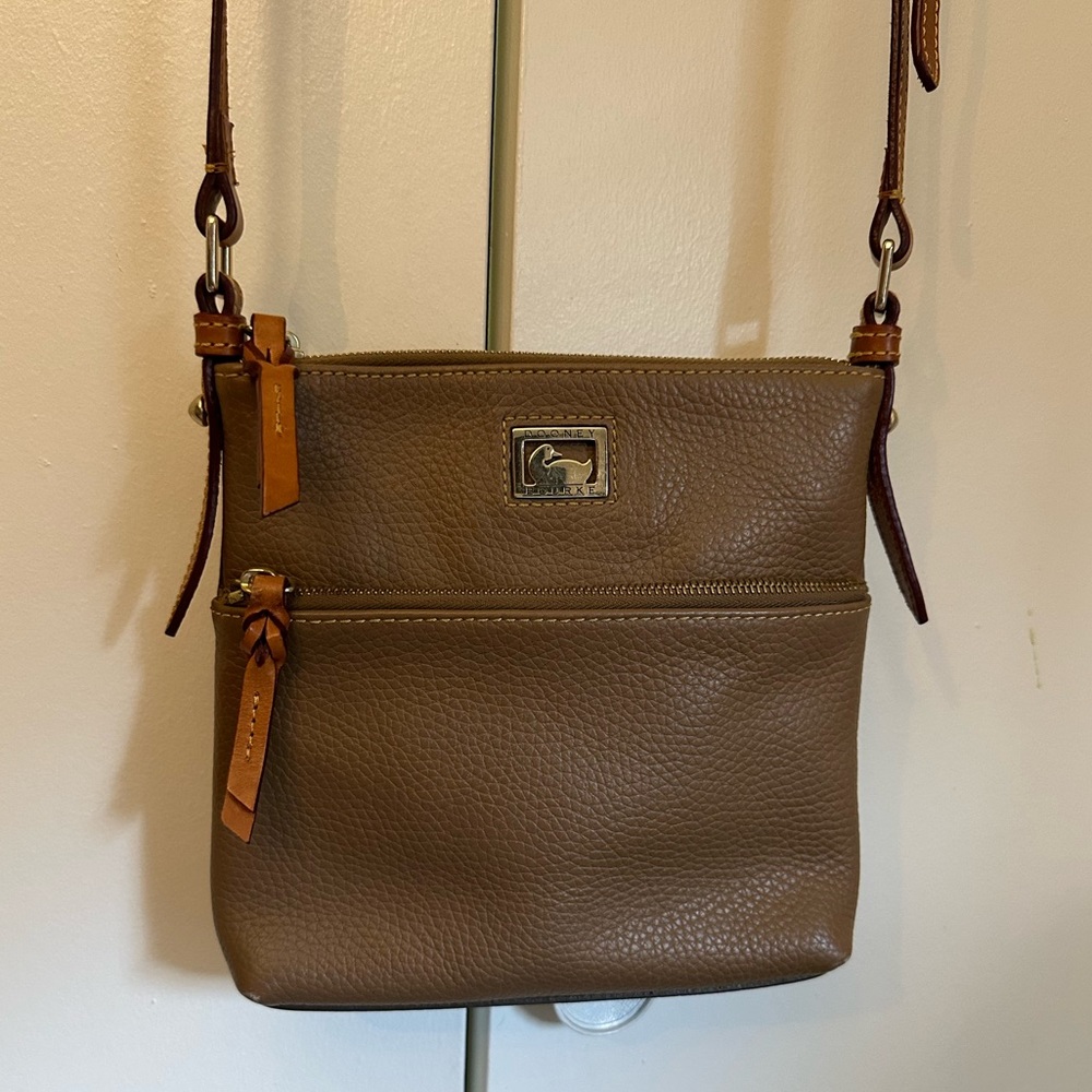 Dooney & Bourke Crossbody Bag